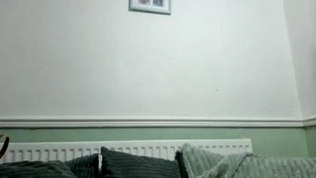 Snapshot of Bustycurves chatting on December 20, 8:01 pm Bustycurves online show from December 20, 8:01 pm