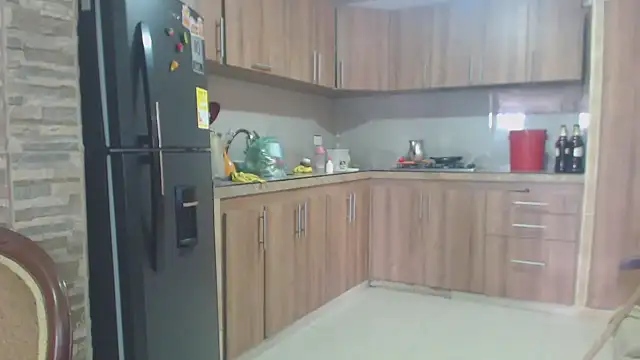 Snapshot of brigitht chatting on September 24, 6:33 pm brigitht online show from September 24, 6:33 pm