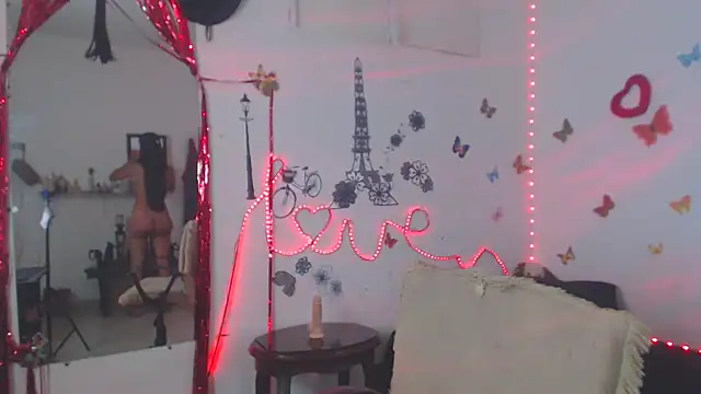 Snapshot of brigitht chatting on September 27, 10:20 am brigitht online show from September 27, 10:20 am