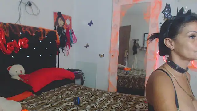 Snapshot of brigitht chatting on October 8, 6:27 pm brigitht online show from October 8, 6:27 pm