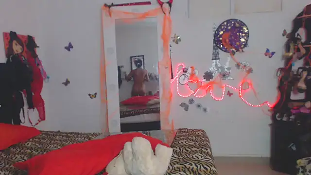 Snapshot of brigitht chatting on October 22, 9:53 am brigitht online show from October 22, 9:53 am