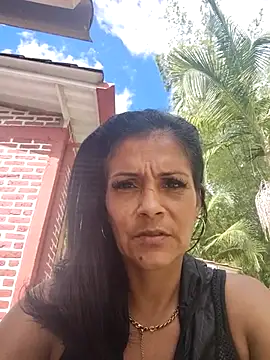 Snapshot of brigitht chatting on November 2, 7:38 pm brigitht online show from November 2, 7:38 pm