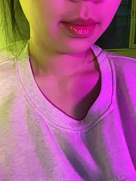 minmin2kk5 online show from December 23, 1:36 am