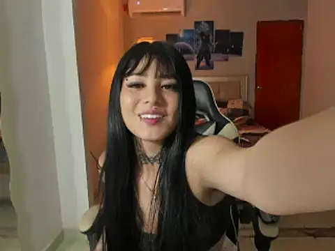 Snapshot of naomi_berckley chatting on February 15, 6:23 am naomi berckley online show from February 15, 6:23 am