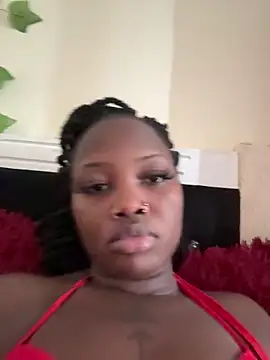 Queen Arnah254 online show from May 6, 1:27 pm
