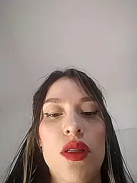 manu lara online show from October 23, 11:42 am