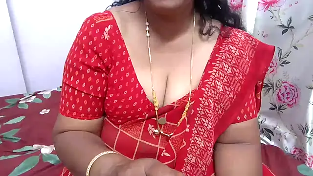 Snapshot of Janavi-janu chatting on February 6, 7:02 am Janavi-janu online show from February 6, 7:02 am