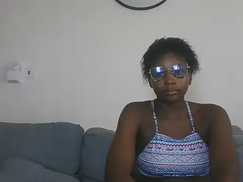 Snapshot of Puliza_wet chatting on October 4, 10:13 am Puliza wet online show from October 4, 10:13 am