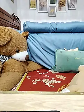 cream1299 online show from February 5, 10:33 pm