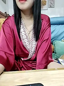 cream1299 online show from February 6, 7:29 pm