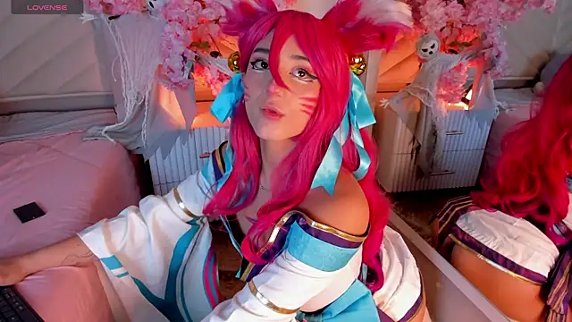 Snapshot of miia__baker chatting on October 31, 12:39 pm miia baker online show from October 31, 12:39 pm