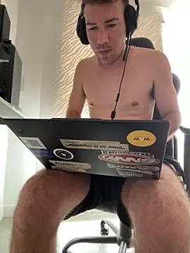 Snapshot of fedex_c2c chatting on March 30, 3:02 pm fedex c2c online show from March 30, 3:02 pm