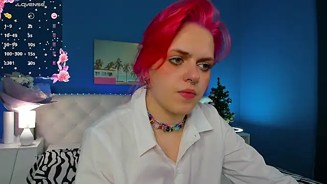 Roxy Wi online show from December 10, 2:28 pm