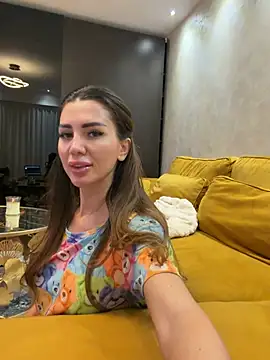 JustinneJade online show from January 14, 5:24 am