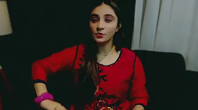 Snapshot of demieliss chatting on March 7, 8:00 pm demieliss online show from March 7, 8:00 pm