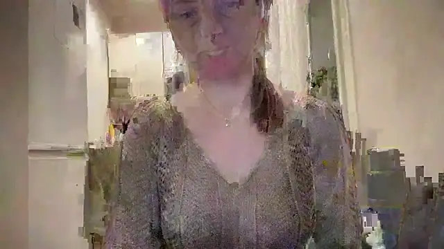 Snapshot of Viola_sweet chatting on April 22, 6:31 pm Viola sweet online show from April 22, 6:31 pm