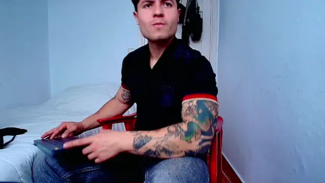 juandking online show from November 10, 11:31 am