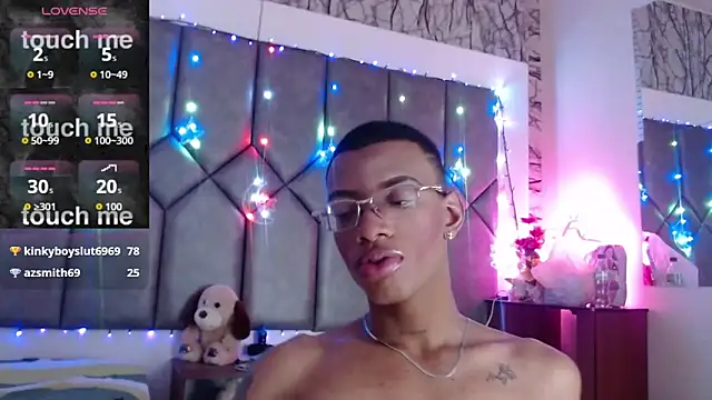 Tiffany Valentine15 online show from February 10, 7:01 am