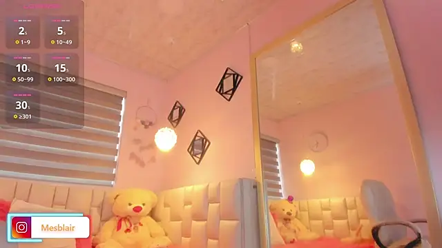 Snapshot of blair___mester chatting on October 29, 12:40 pm blair   mester online show from October 29, 12:40 pm