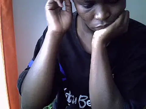 Snapshot of Chocolatah chatting on December 8, 9:46 am Chocolatah online show from December 8, 9:46 am