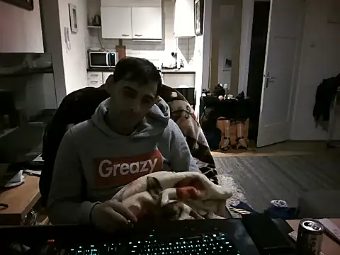 mihaimichael online show from February 4, 6:06 pm