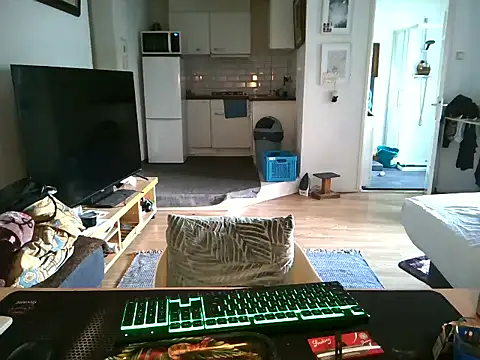 mihaimichael online show from March 30, 9:21 am