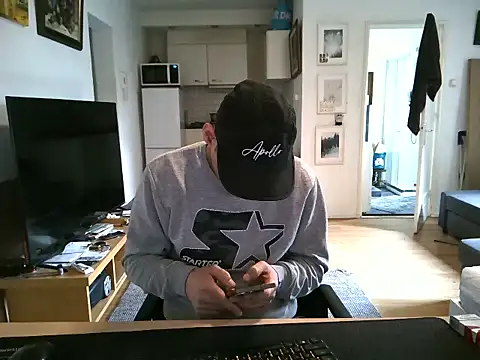 mihaimichael online show from May 14, 2:46 pm