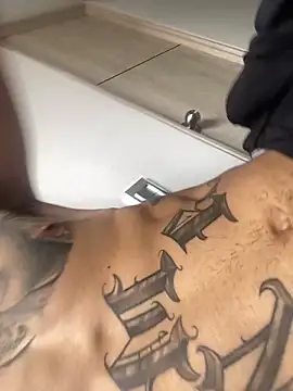 Herem369 online show from November 3, 3:35 pm