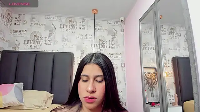 mileyerikson online show from January 10, 12:36 pm