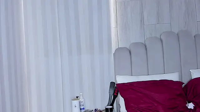 mileyerikson online show from October 4, 12:58 pm