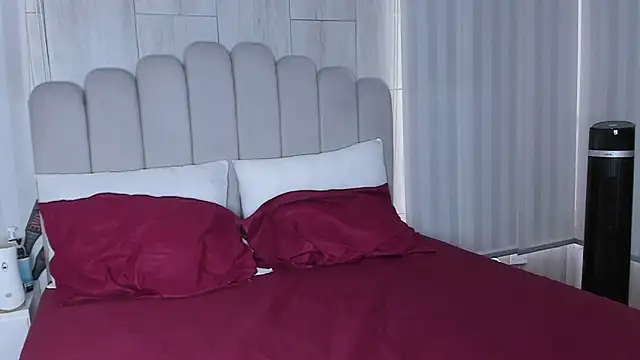 mileyerikson online show from October 6, 1:08 pm