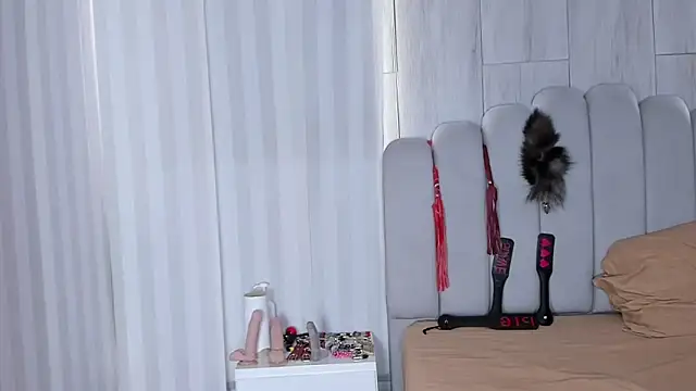 mileyerikson online show from October 20, 1:11 pm