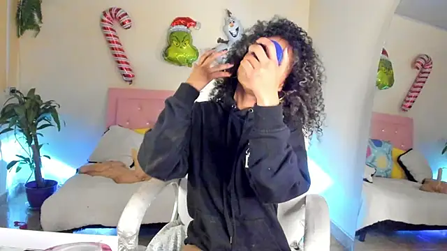 keyla roberts777 online show from December 27, 8:35 am