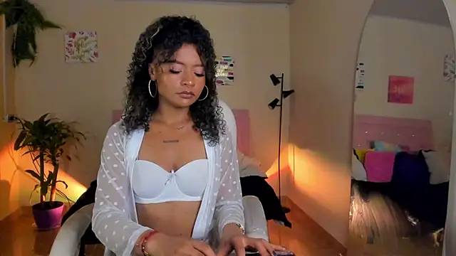 keyla roberts777 online show from January 5, 3:32 am