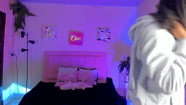 keyla roberts777 online show from February 1, 1:34 am