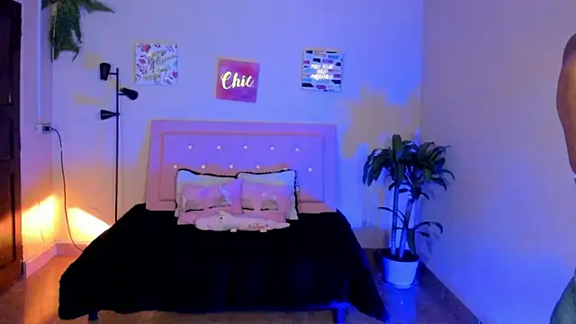 keyla roberts777 online show from February 1, 7:44 pm