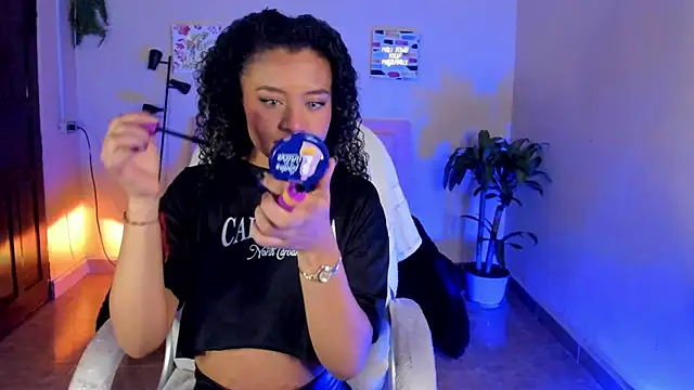 keyla roberts777 online show from February 2, 4:15 am