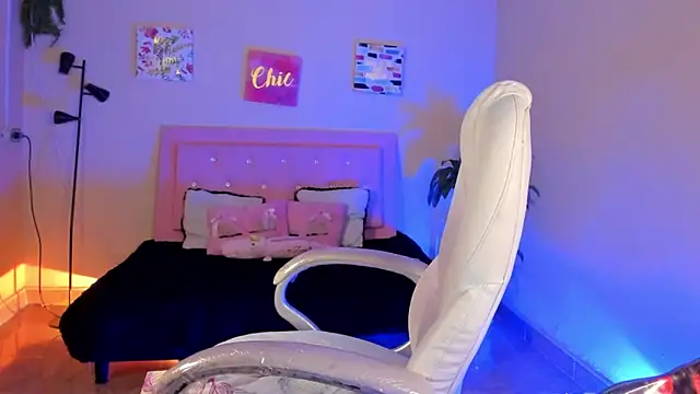 keyla roberts777 online show from February 5, 3:45 am