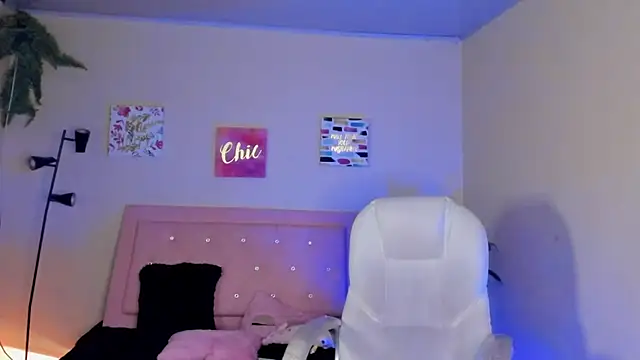 keyla roberts777 online show from February 20, 10:05 am