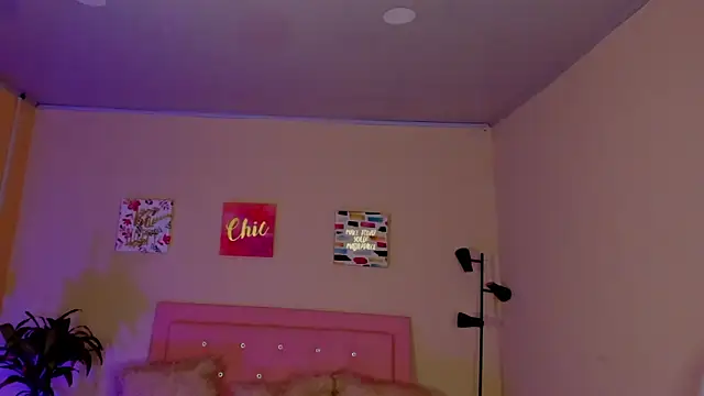 keyla roberts777 online show from March 9, 4:00 pm