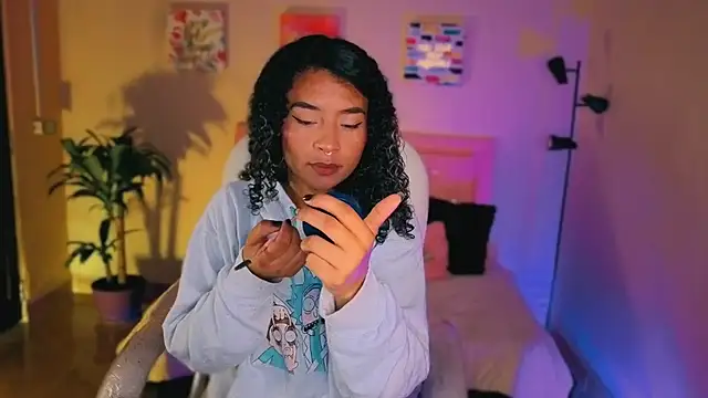 keyla roberts777 online show from March 18, 7:53 pm