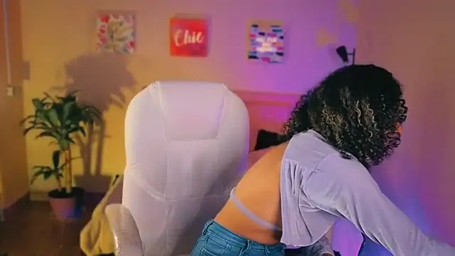 keyla roberts777 online show from March 18, 11:20 pm