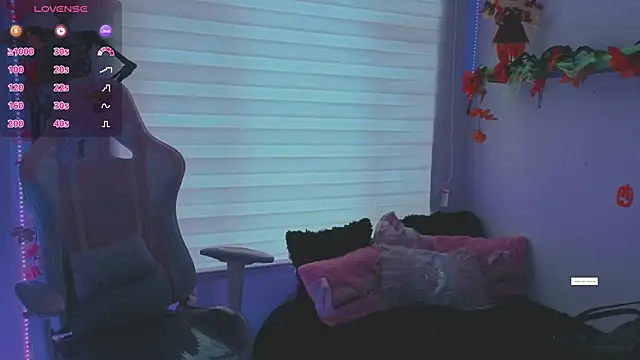 keyla roberts777 online show from October 17, 7:05 pm