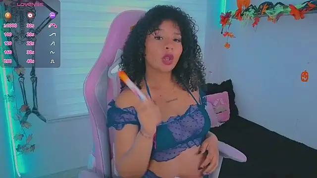 keyla roberts777 online show from October 23, 9:02 pm