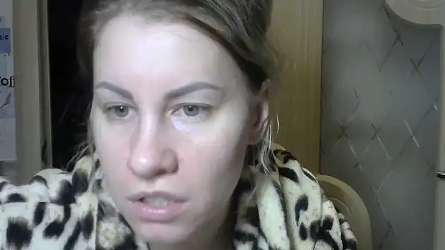 TherestlessKitty online show from February 15, 5:51 am