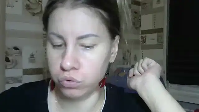 Snapshot of TherestlessKitty chatting on November 28, 10:12 pm TherestlessKitty online show from November 28, 10:12 pm