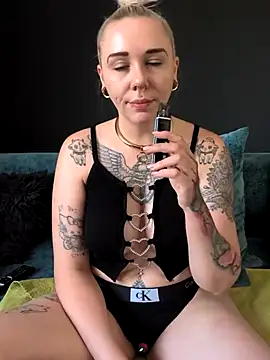 nora the strange online show from June 26, 10:30 am