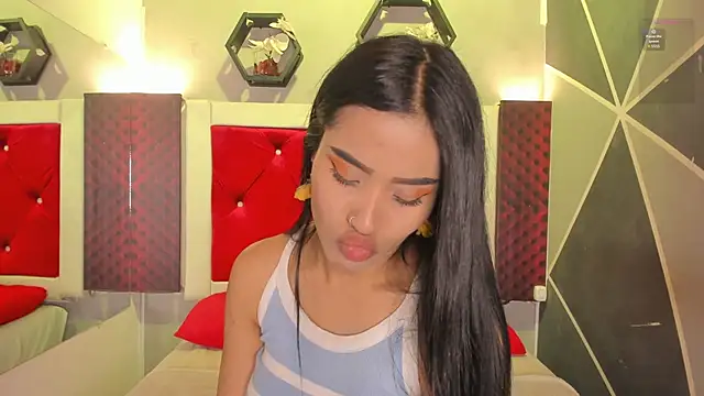 Karoll014 online show from April 29, 12:20 pm
