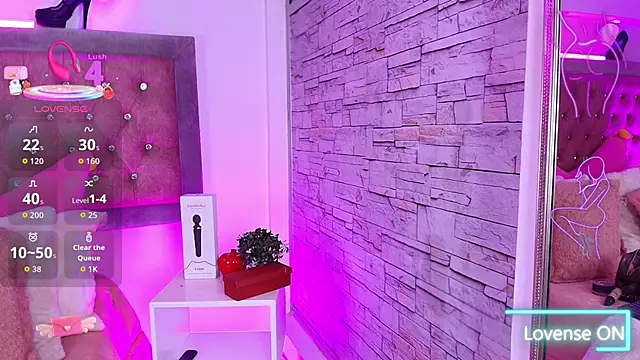 Tayzon Foxxx online show from October 28, 11:36 am