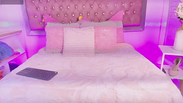 Snapshot of Tayzon_Foxxx chatting on March 3, 1:28 pm Tayzon Foxxx online show from March 3, 1:28 pm